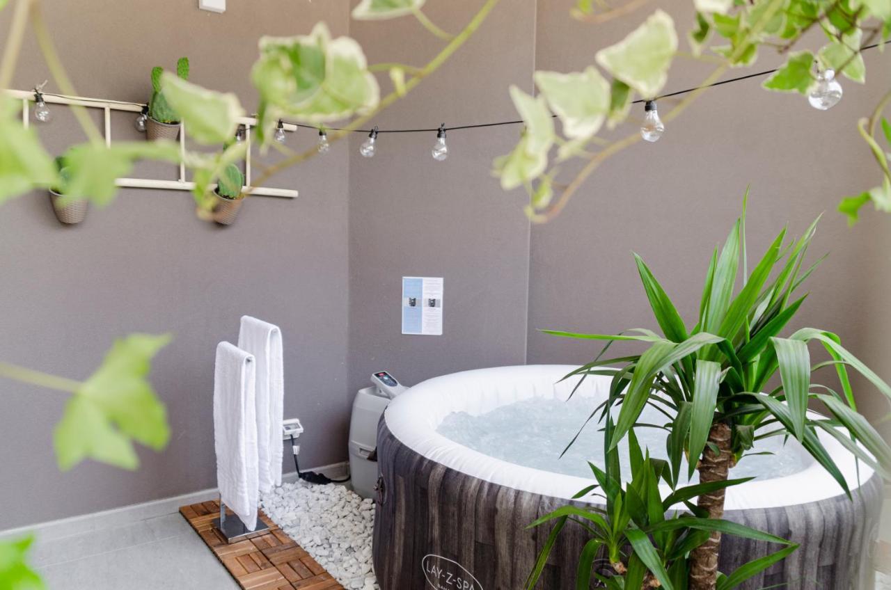 Apulialux Design Apartment - Relax, Spa E Free Parking Bari Buitenkant foto