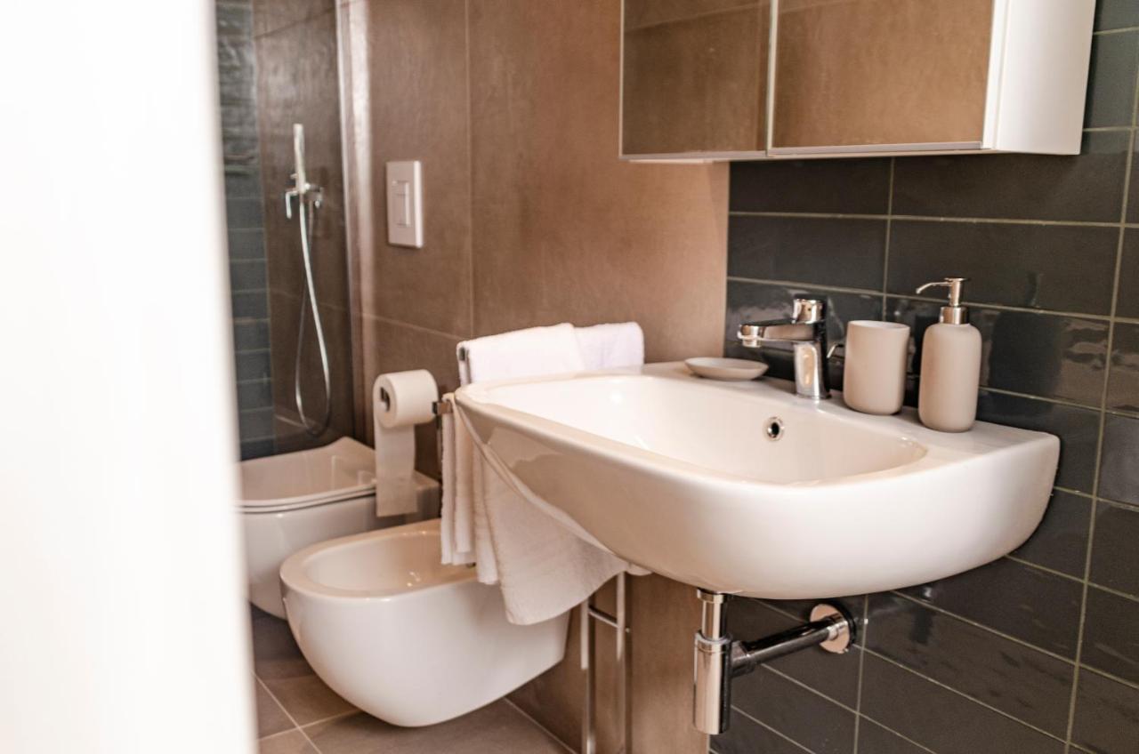 Apulialux Design Apartment - Relax, Spa E Free Parking Bari Buitenkant foto